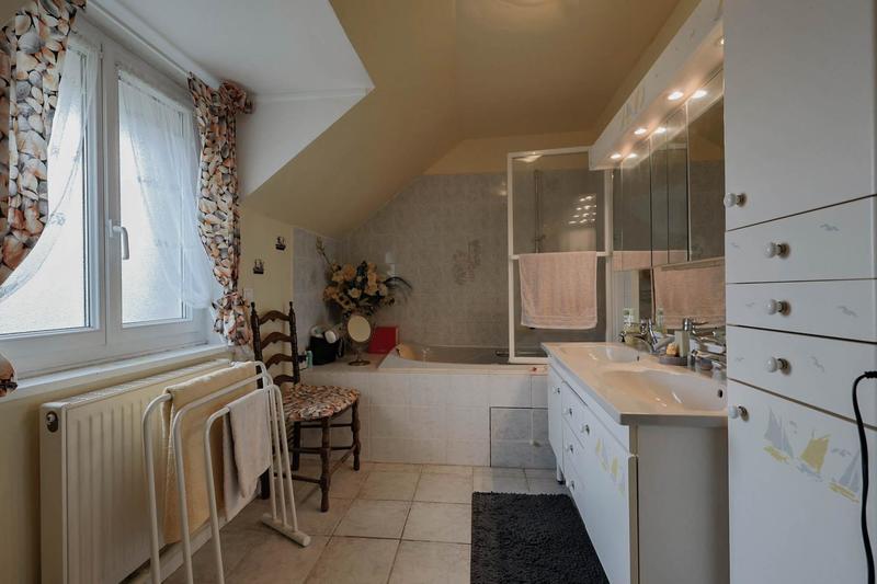 Maison en pierre - 138 m² - 5 pièces