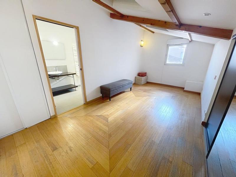 Duplex - 105 m² - 4 pièces