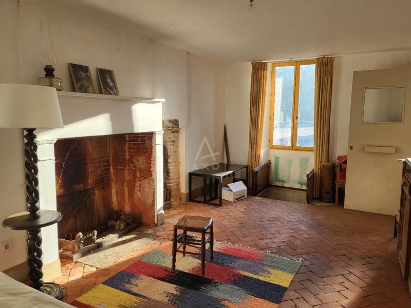 Propriété - 224 m² - 11 pièces