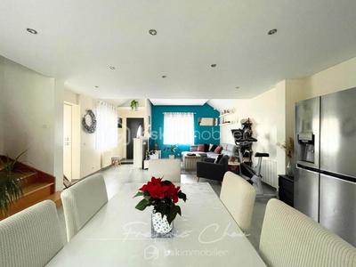 Maison - 123 m² - 5 pièces