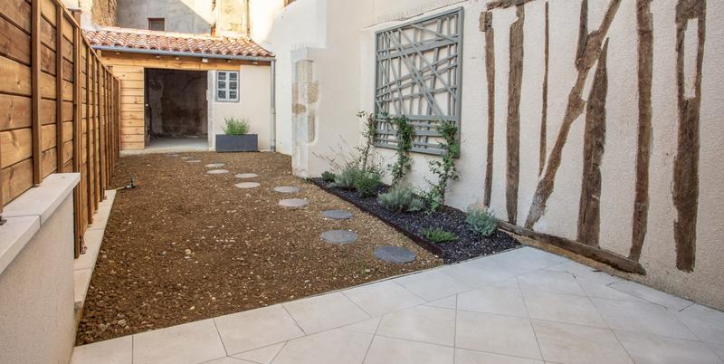 Maison - 103 m² - 4 pièces