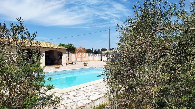 Maison - 200 m² - 10 pièces