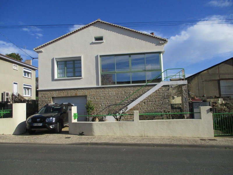 Appartement - 134 m² - 8 pièces