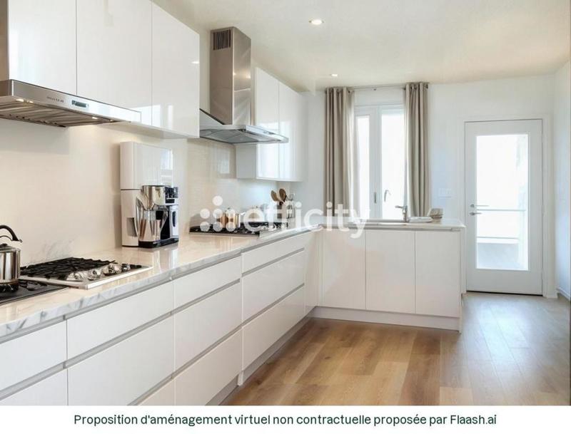 Maison - 230 m² - 7 pièces