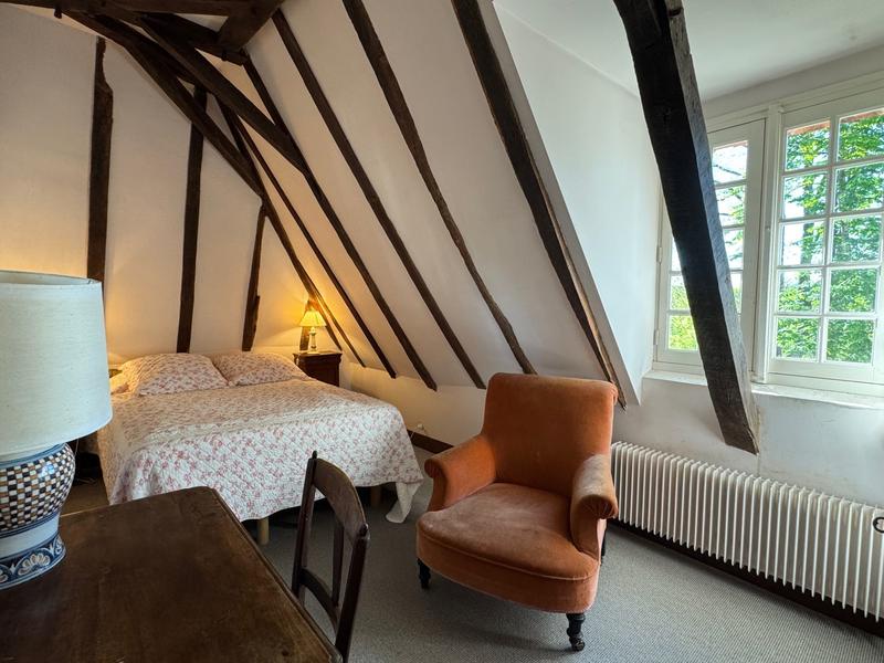 Maison - 230 m² - 10 pièces