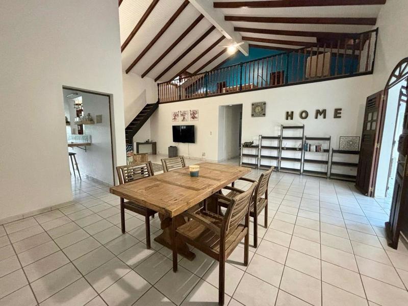 Maison - 400 m² - 10 pièces