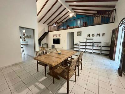 Maison - 400 m² - 10 pièces