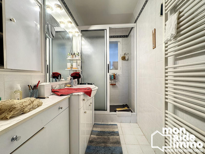 Maison - 160 m² - 10 pièces