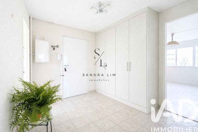 Appartement - 81 m² - 4 pièces