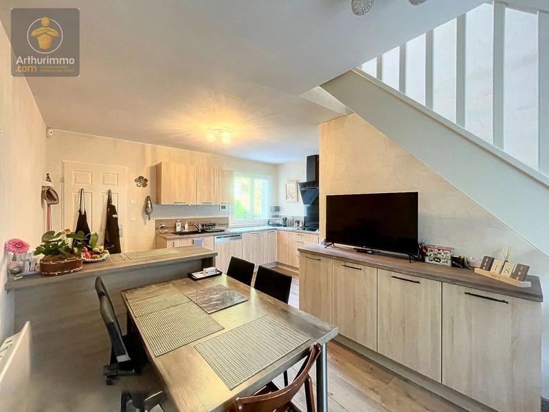 Maison - 176 m² - 7 pièces