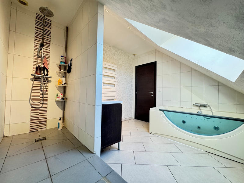 Appartement - 86 m² - 3 pièces