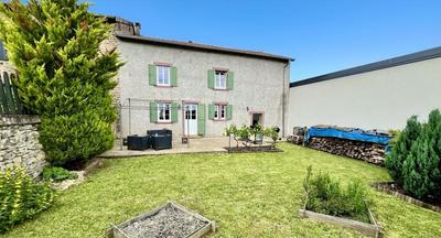 Maison - 160 m² - 7 pièces