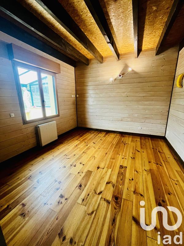 Maison - 337 m² - 12 pièces