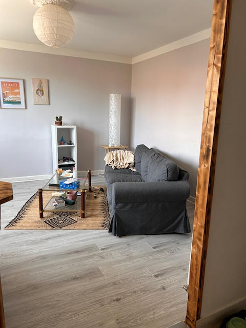 Maison - 184 m² - 9 pièces