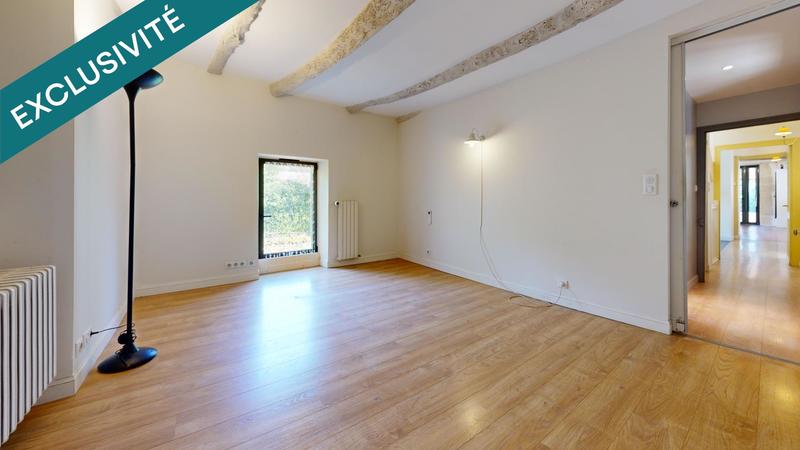 Maison - 180 m² - 5 pièces