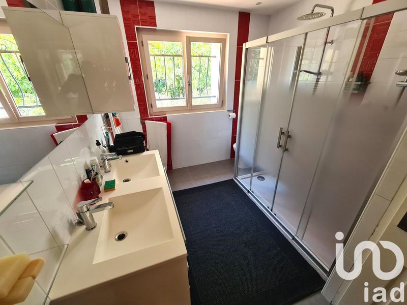 Maison - 248 m² - 8 pièces