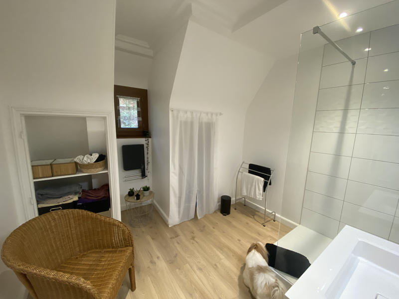 Maison - 224 m² - 8 pièces