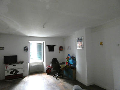 Maison - 162 m² - 7 pièces