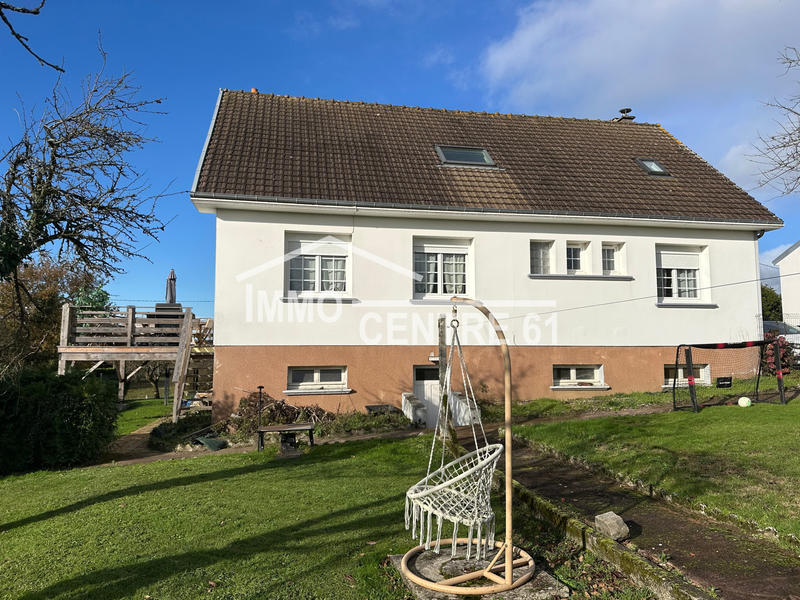 Maison - 135 m² - 5 pièces