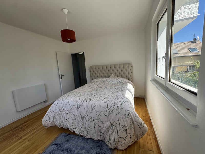 Maison - 180 m² - 6 pièces