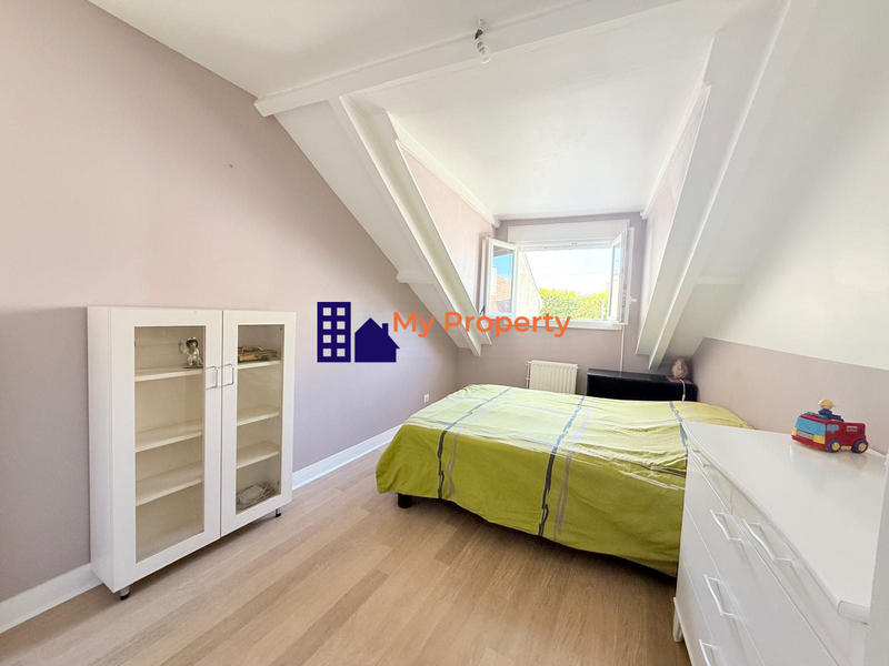 Maison - 98 m² - 6 pièces