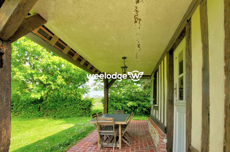 Maison - 326 m² - 12 pièces