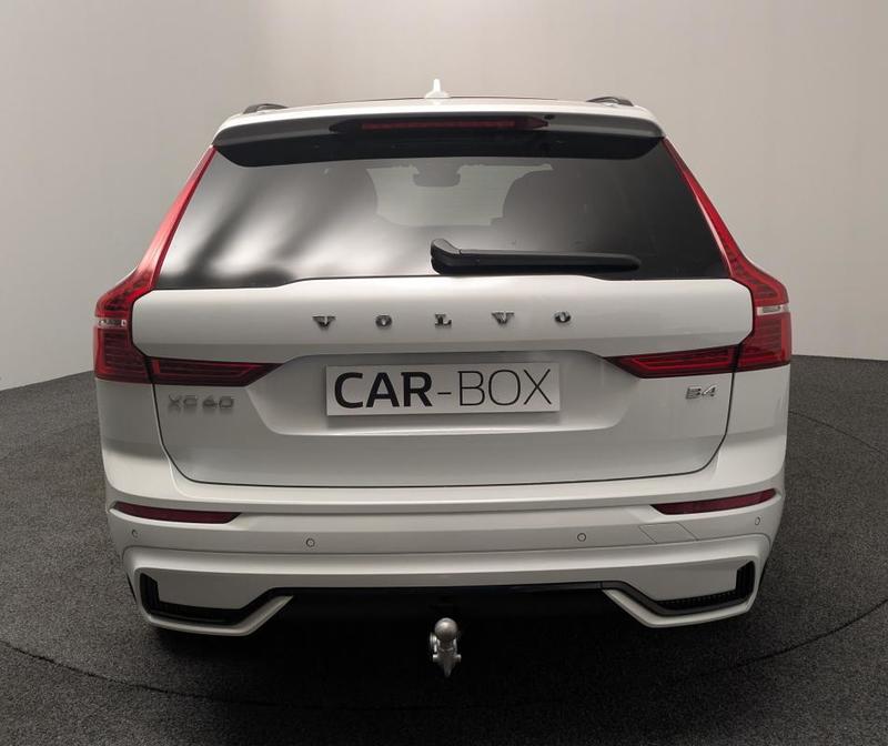 Volvo Xc60 B4 197 Ch R Design Bva Harman Kardon Attelage Toit Ouvrant