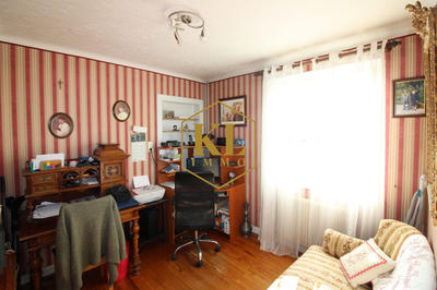 Maison - 92 m² - 5 pièces