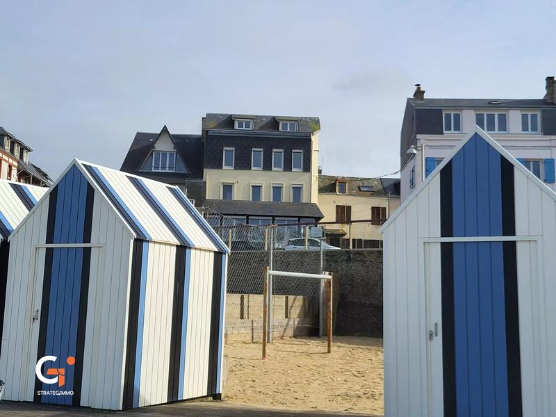 Maison - 165 m² - 8 pièces