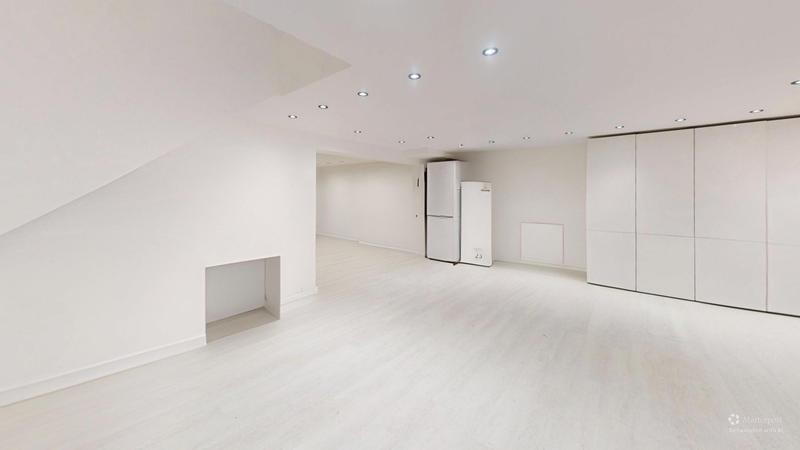 Maison contemporaine - 204 m² - 8 pièces