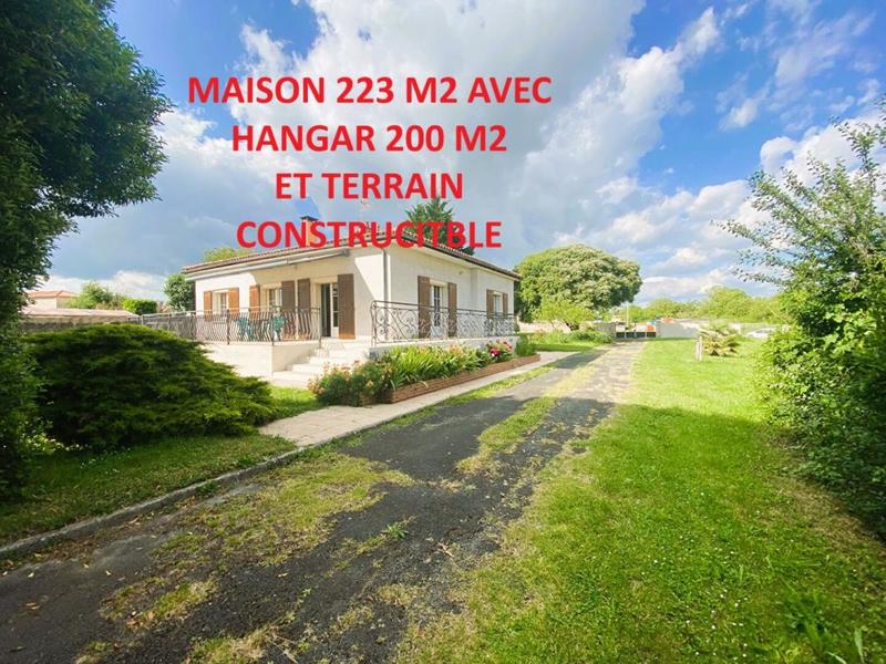 Maison - 223 m² - 6 pièces