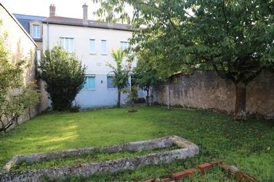 Immeuble - 260 m² - 5 pièces