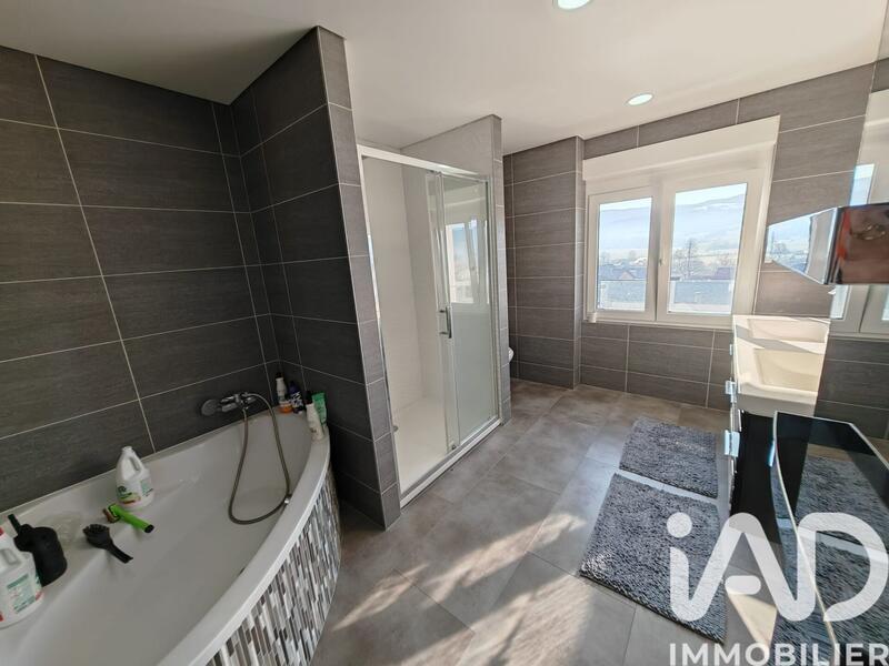 Appartement - 136 m² - 5 pièces