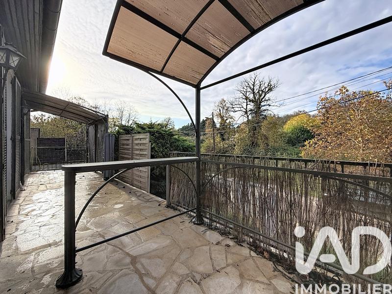 Maison - 96 m² - 5 pièces