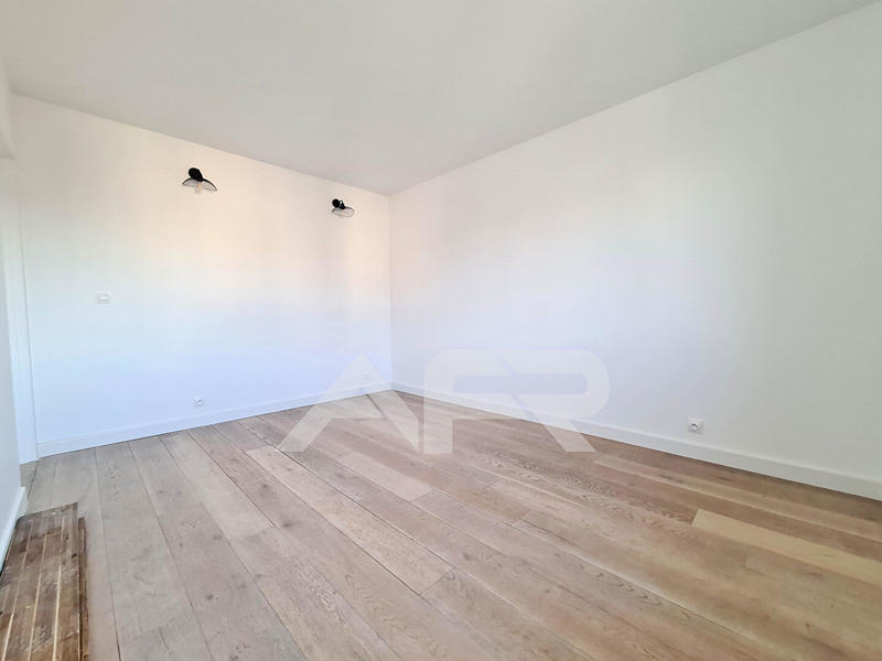 Appartement - 93 m² - 4 pièces