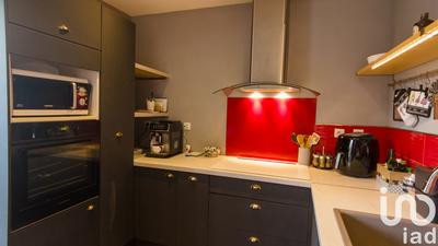 Maison - 99 m² - 5 pièces