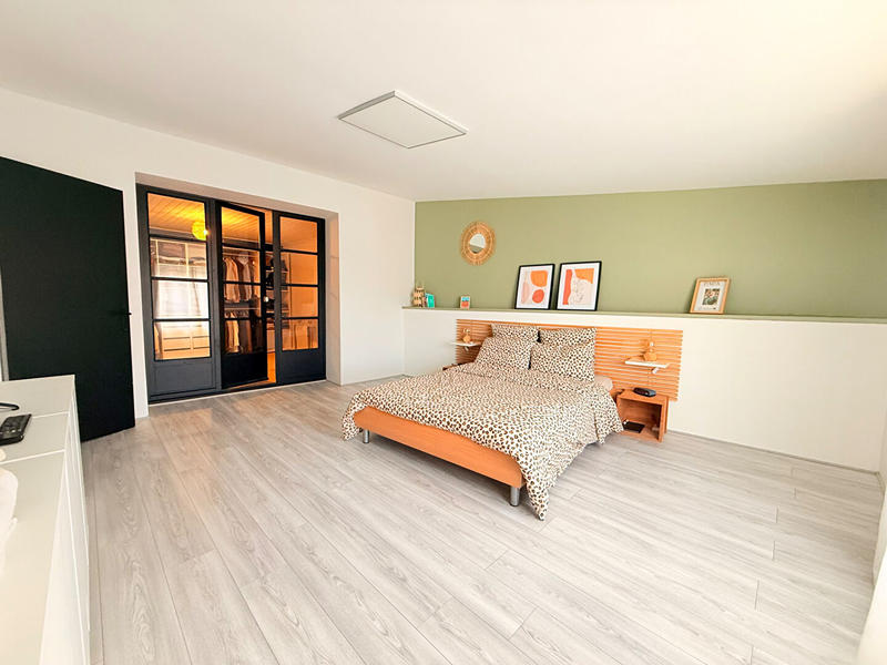 Maison - 194 m² - 7 pièces