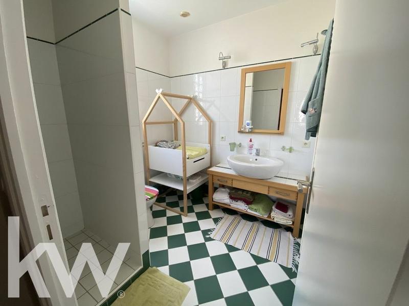 Maison - 200 m² - 5 pièces