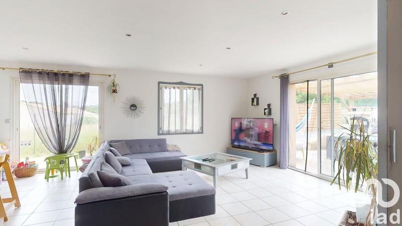 Maison - 167 m² - 8 pièces