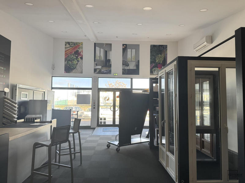 Local commercial - 160 m²