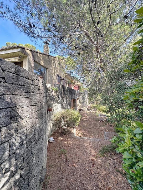 Villa - 308 m² - 10 pièces