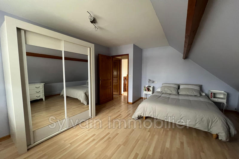 Maison - 159 m² - 7 pièces