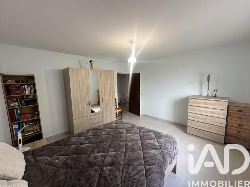 Maison - 200 m² - 8 pièces