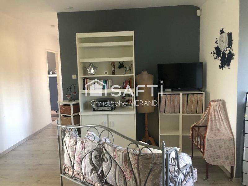 Maison - 296 m² - 12 pièces