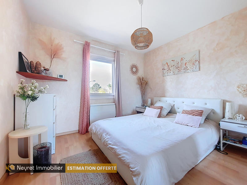 Maison - 137 m² - 7 pièces