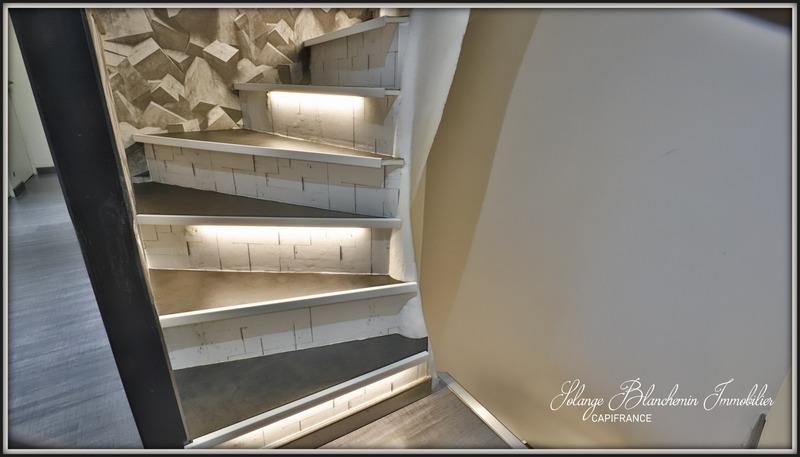 Maison traditionnelle - 175 m² - 7 pièces