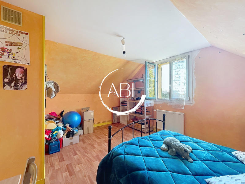 Maison traditionnelle - 115 m² - 5 pièces