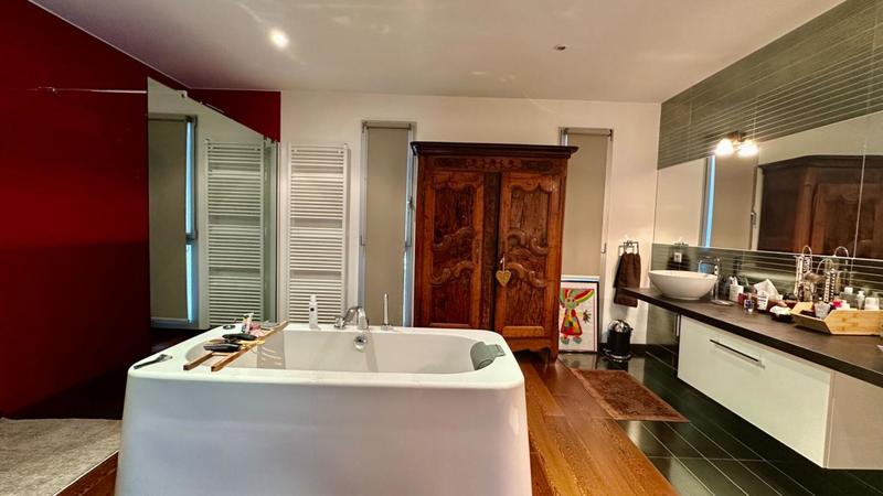 Corps de ferme - 292 m² - 8 pièces