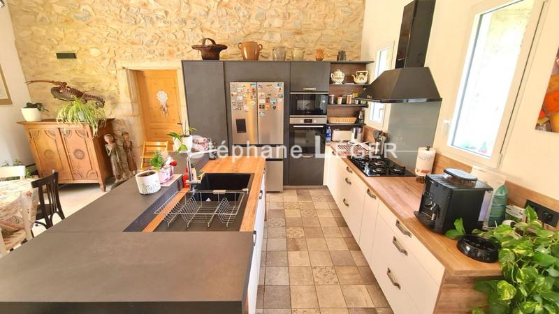 Maison - 158 m² - 7 pièces