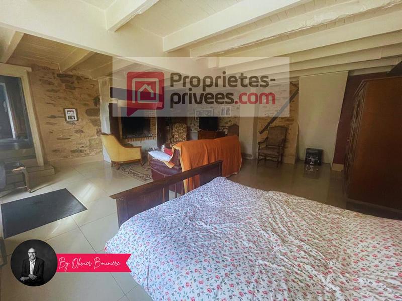 Maison - 216 m² - 6 pièces